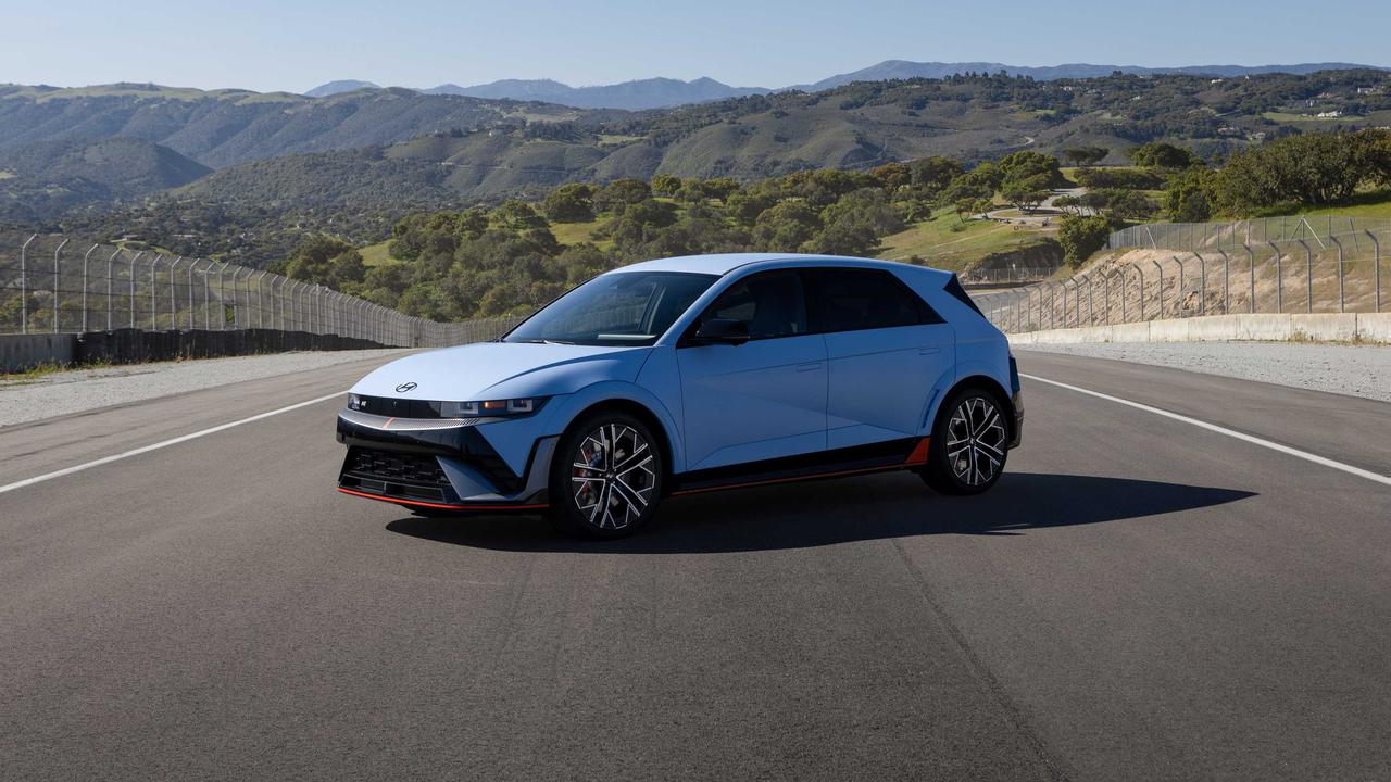 Hyundai Ioniq 5 N Raih Gelar EV Performa Terbaik Tahun 2026